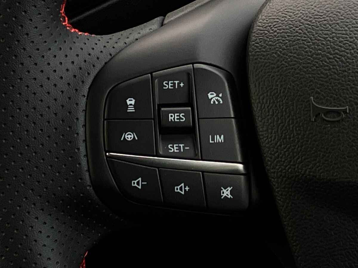 Used Ford Focus 2025 for sale - 77077574: Photo 16