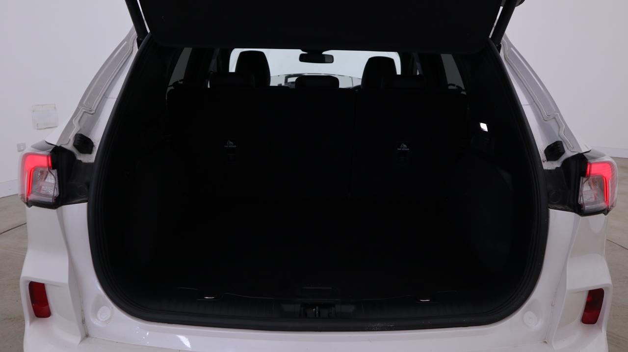Used Ford Kuga 2023 for sale - 76142102: Photo 7