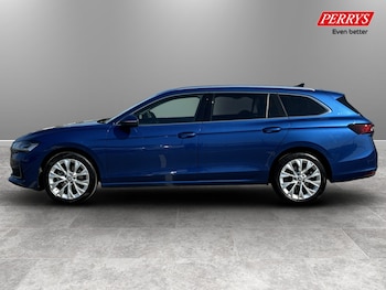 Used Skoda Superb 2025 for sale - 78132345: Photo