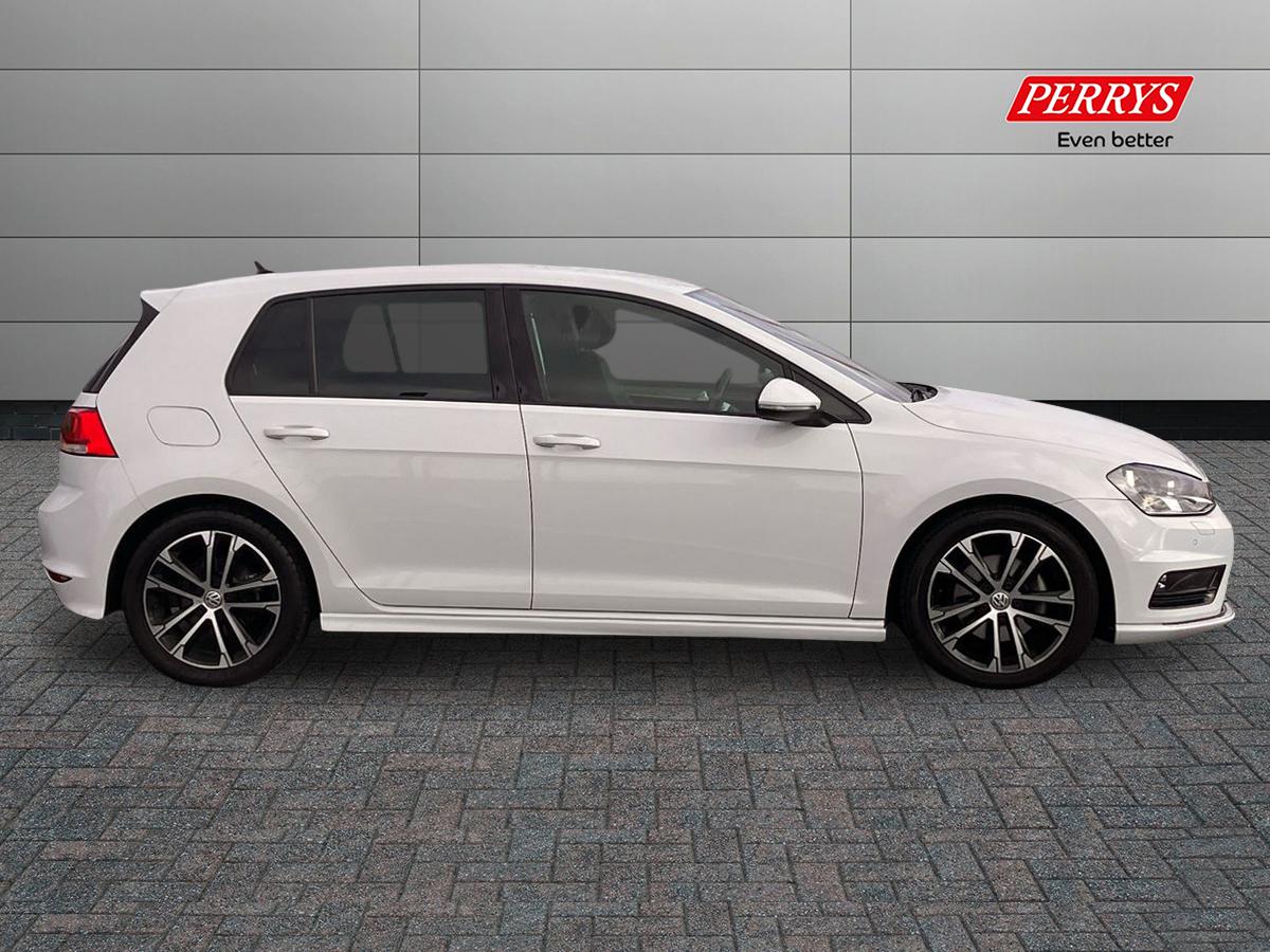 Used Volkswagen Golf 2016 for sale - 77033822: Photo 3