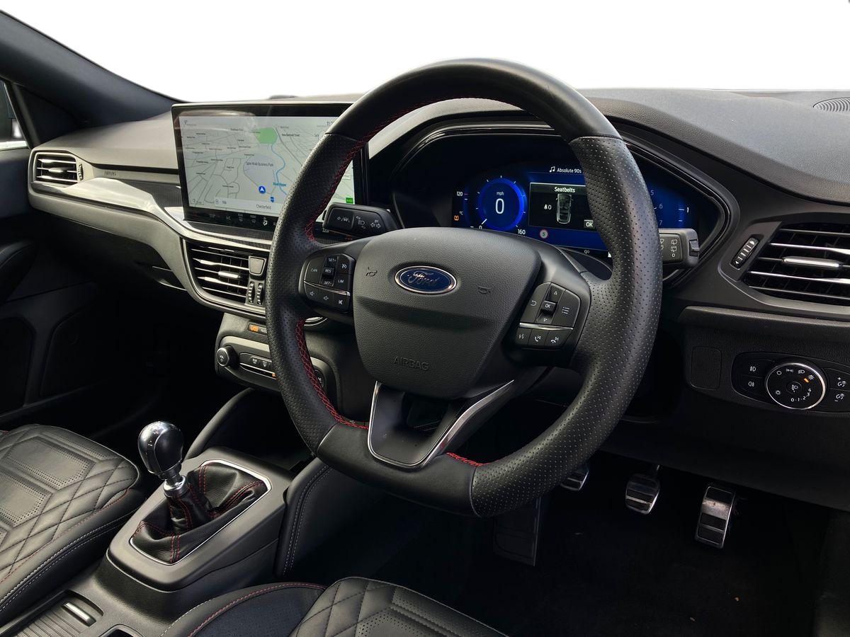 Used Ford Focus 2022 for sale - 76330765: Photo 8