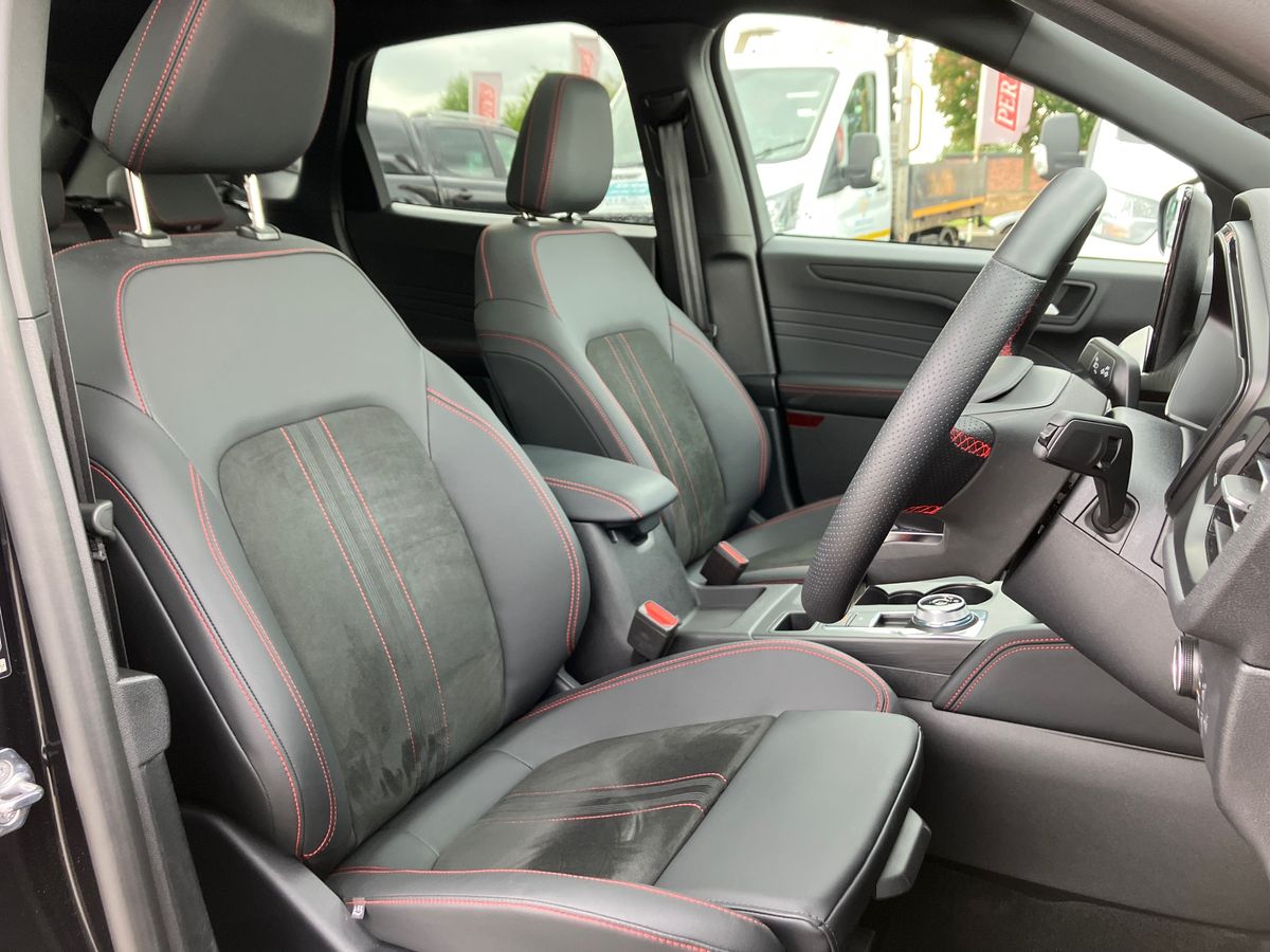 Used Ford Kuga 2025 for sale - 77743677: Photo 35