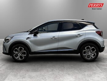 Used Renault Captur 2023 for sale - 78787479: Photo