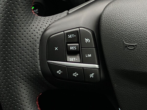 Used Ford Kuga 2023 for sale - 76142104: Photo 19