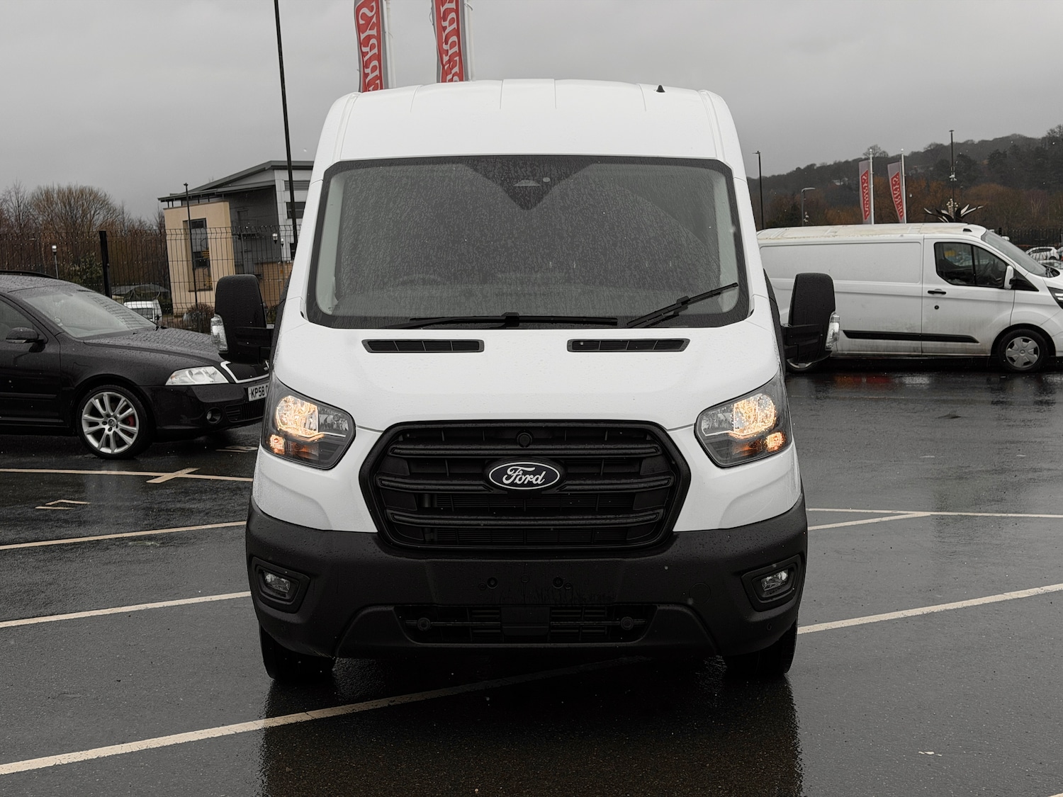 Used Ford Transit 2026 for sale - 77666235: Photo 2