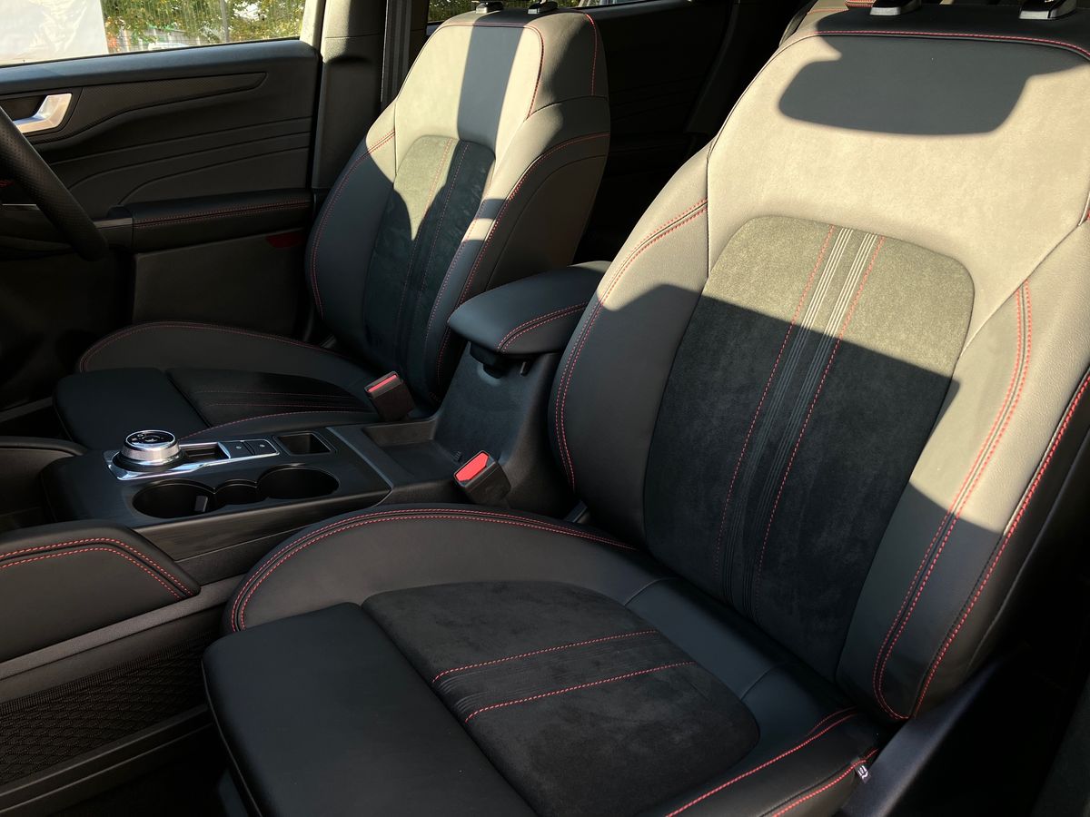 Used Ford Kuga 2024 for sale - 75970437: Photo 27