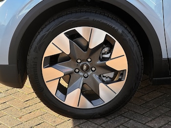 Used Ford Explorer 2026 for sale - 77517101: Photo