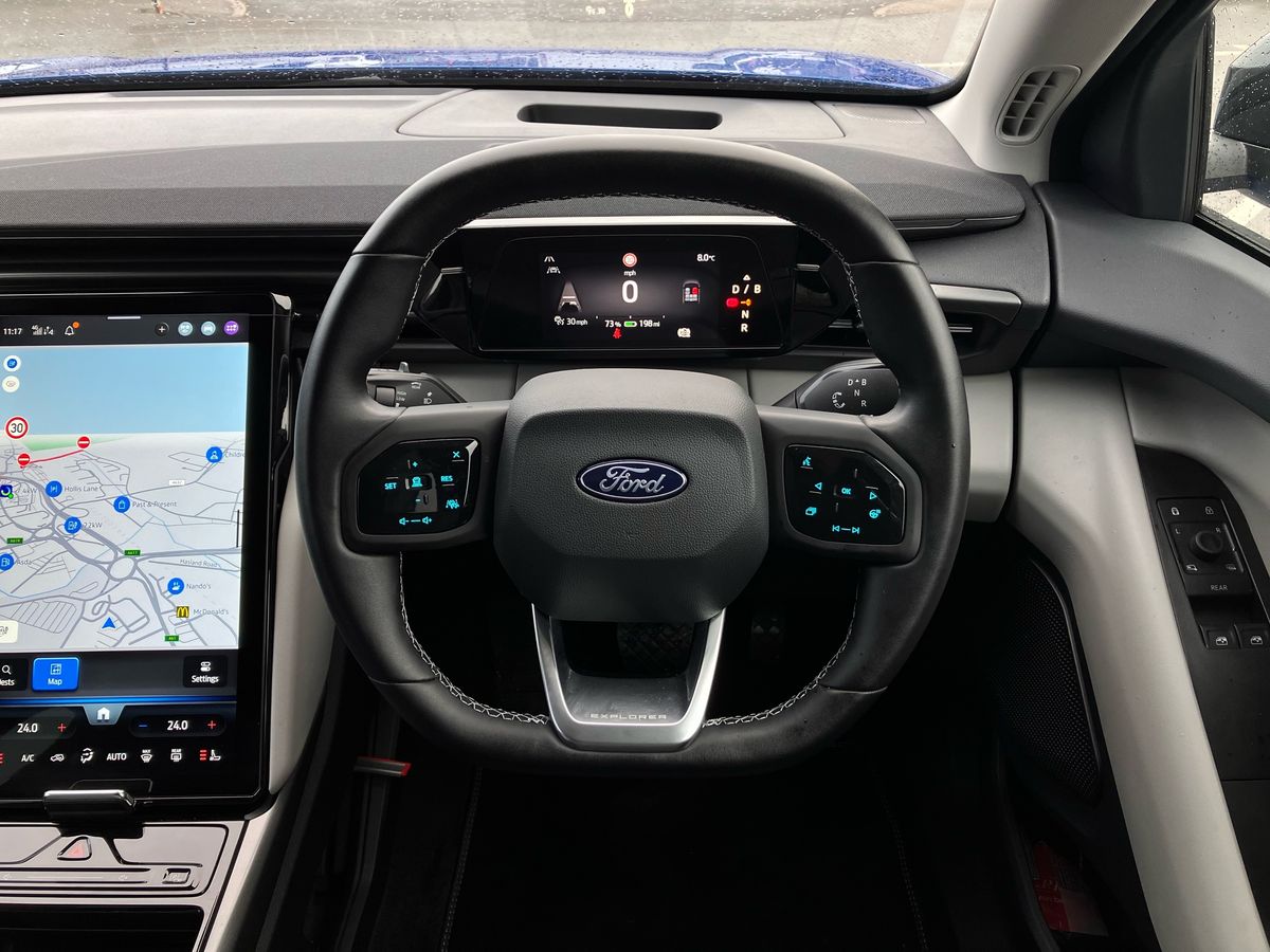 Used Ford Explorer 2025 for sale - 77180237: Photo 16