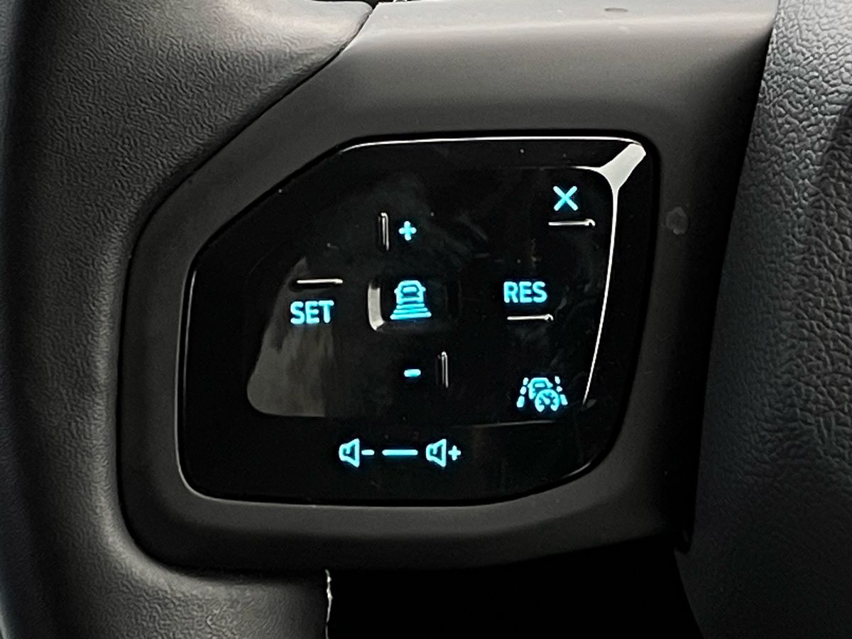 Used Ford Explorer 2025 for sale - 77180237: Photo 17