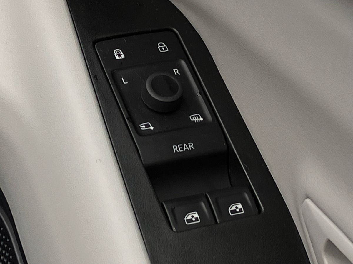 Used Ford Explorer 2025 for sale - 77180237: Photo 19