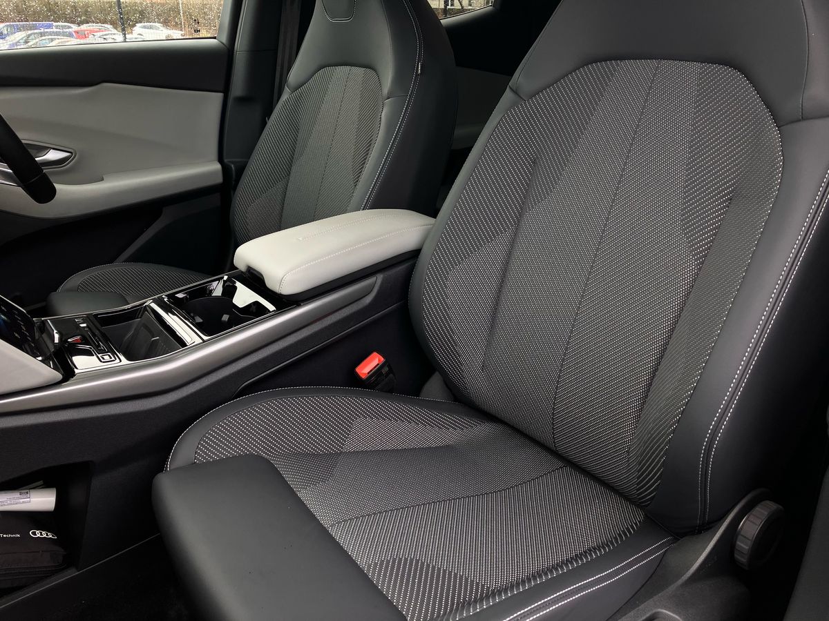 Used Ford Explorer 2025 for sale - 77180237: Photo 23