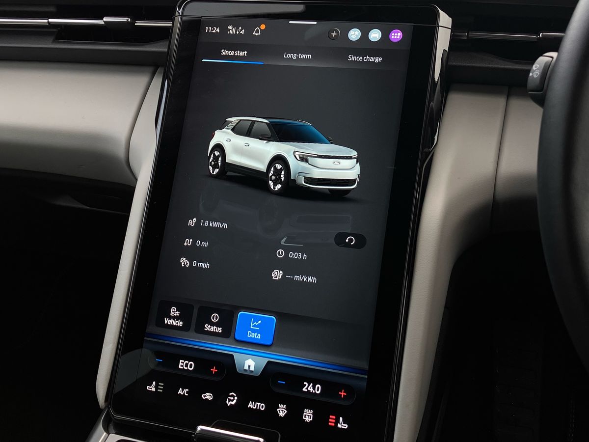 Used Ford Explorer 2025 for sale - 77180237: Photo 29