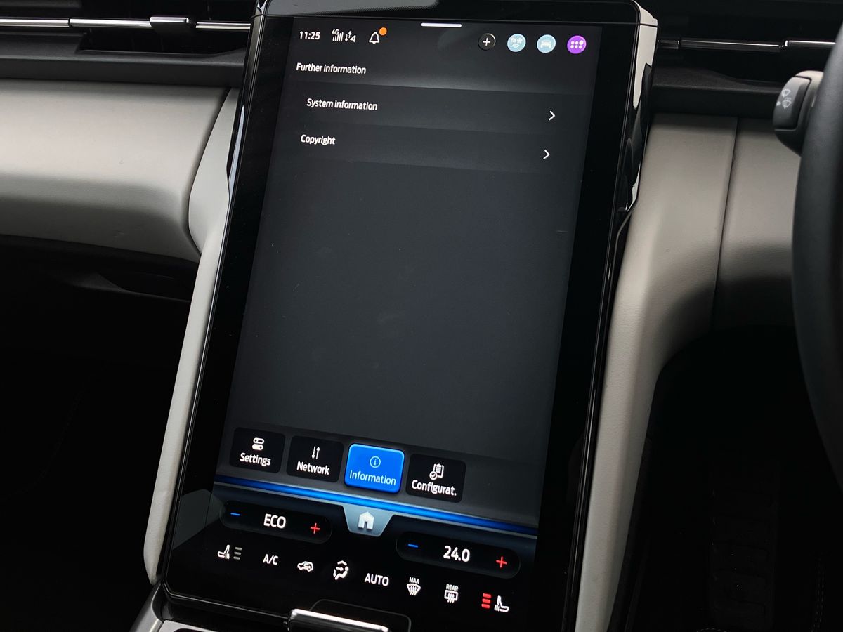 Used Ford Explorer 2025 for sale - 77180237: Photo 33