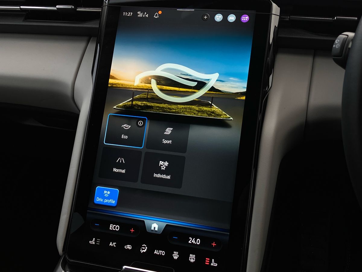 Used Ford Explorer 2025 for sale - 77180237: Photo 41