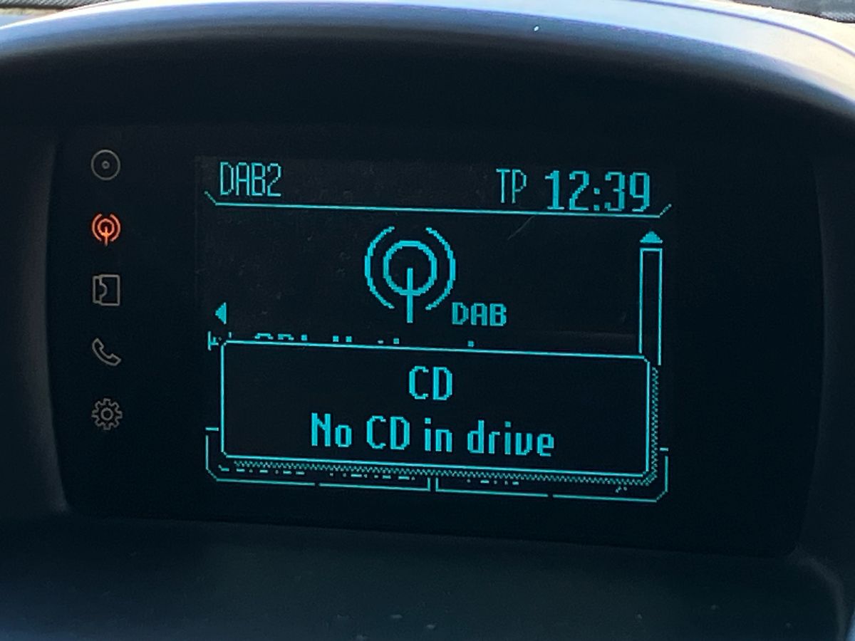 Used Ford Fiesta 2015 for sale - 76412741: Photo 11