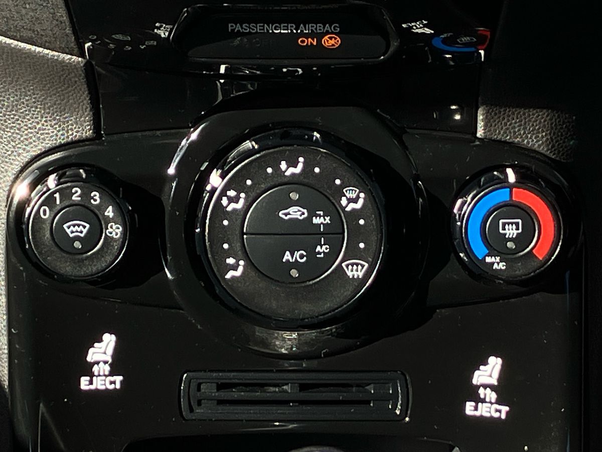 Used Ford Fiesta 2015 for sale - 76412741: Photo 12