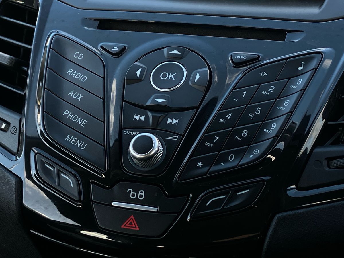 Used Ford Fiesta 2015 for sale - 76412741: Photo 38