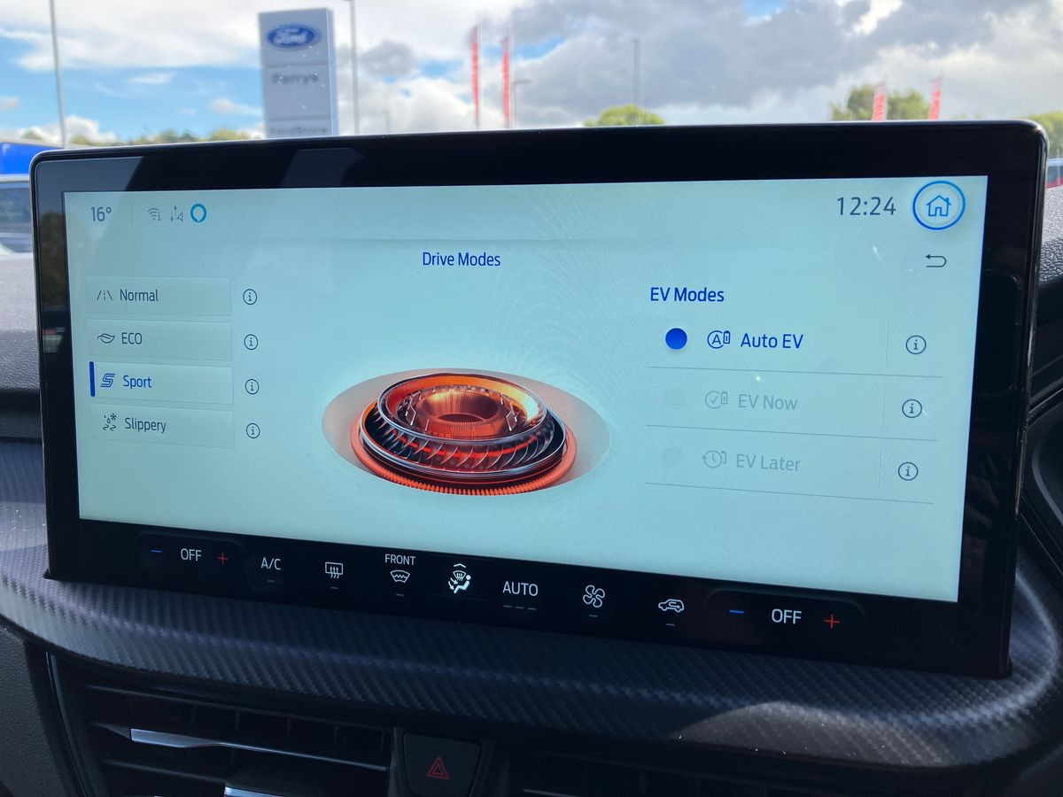 Used Ford Kuga 2025 for sale - 77159563: Photo 27