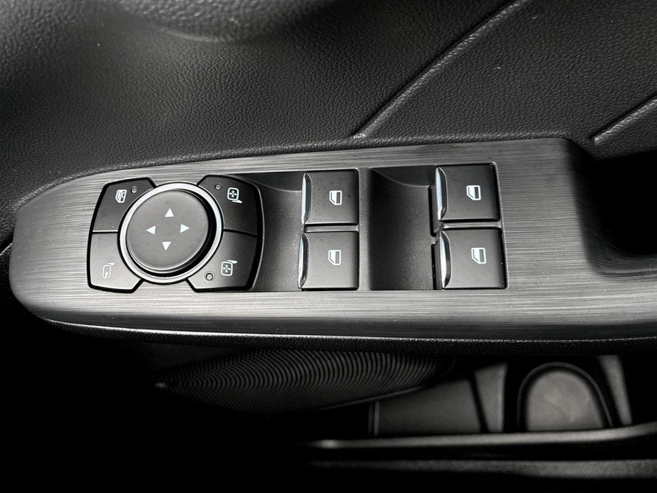 Used Ford Kuga 2025 for sale - 77980428: Photo 41