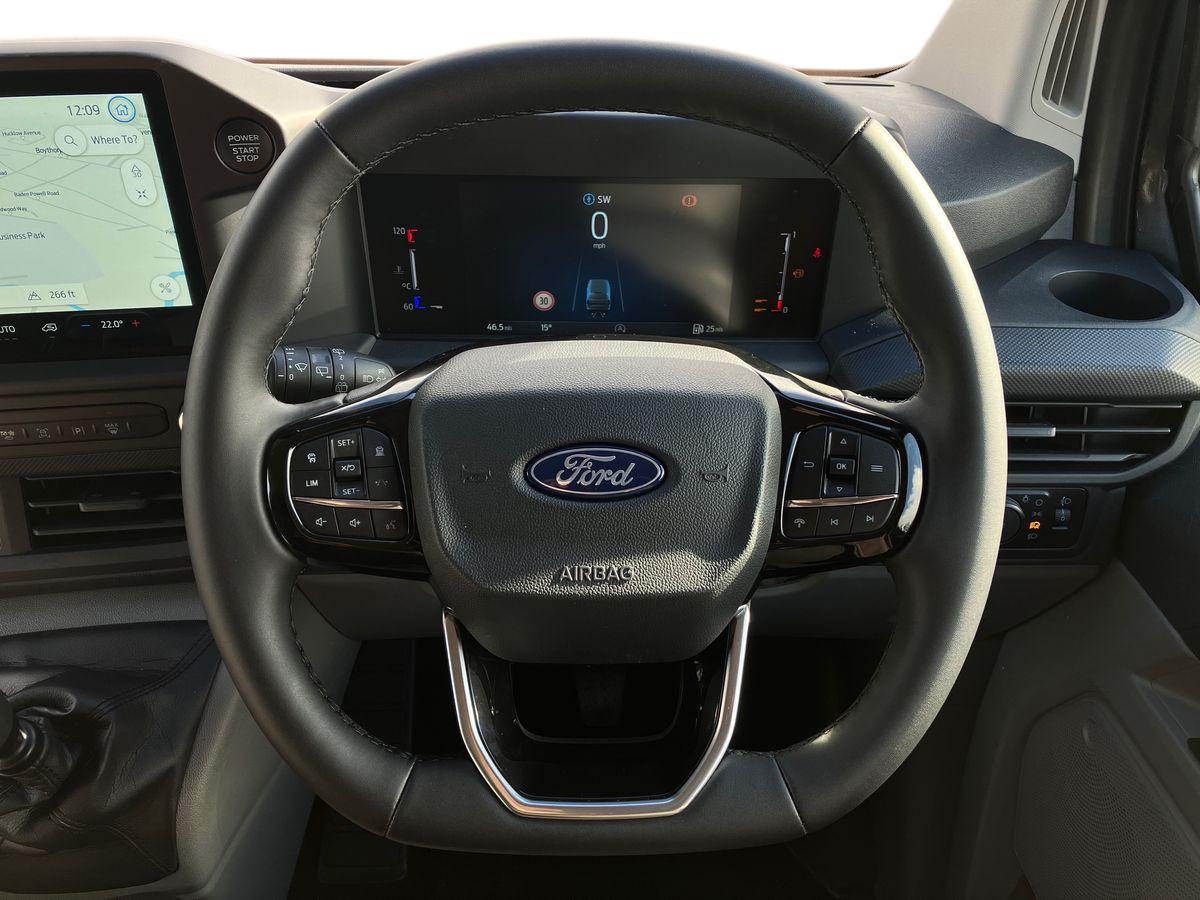 Used Ford Transit Custom 2025 for sale - 76272473: Photo 9