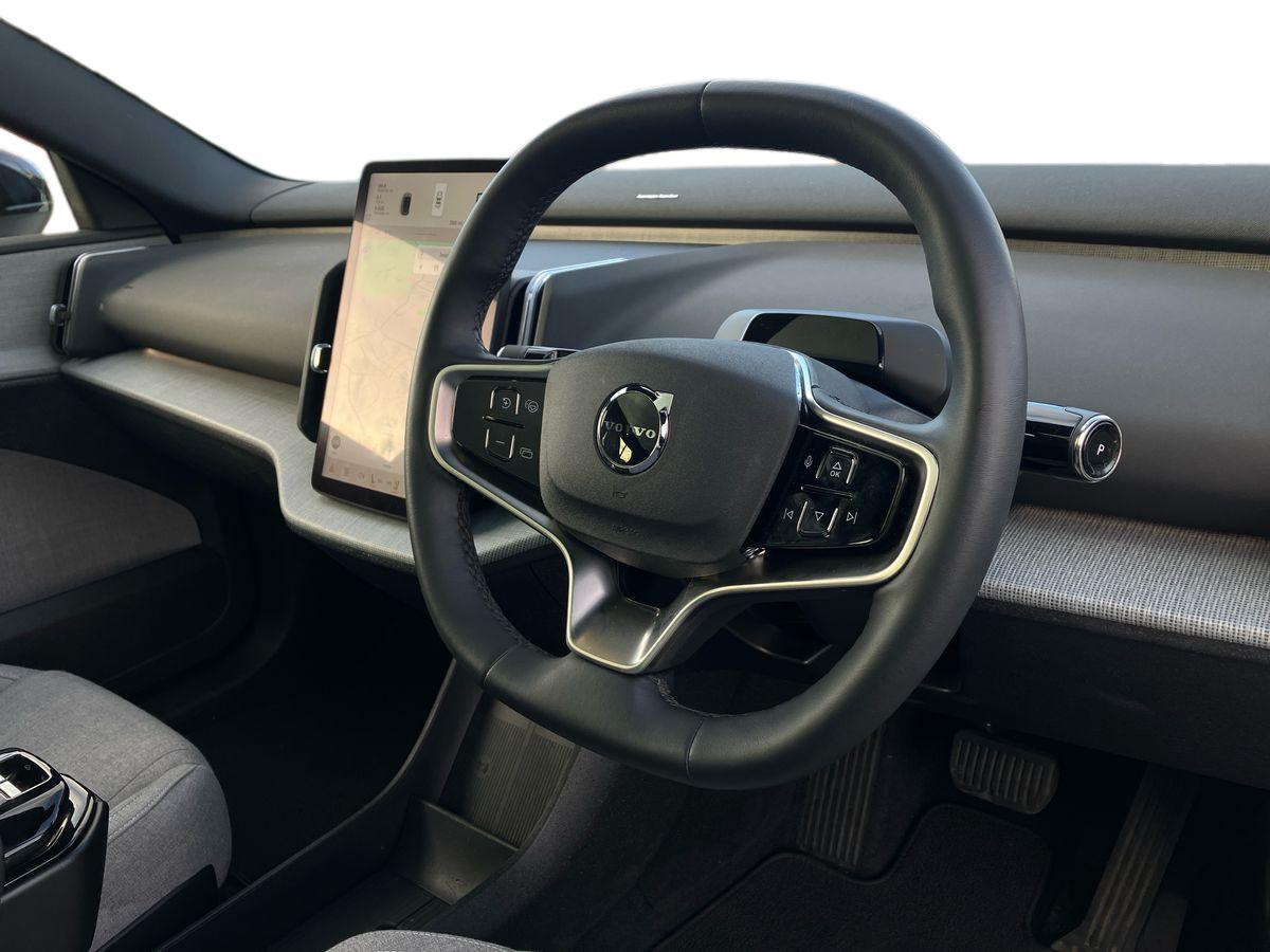 Used Volvo EX30 2025 for sale - 76542420: Photo 9