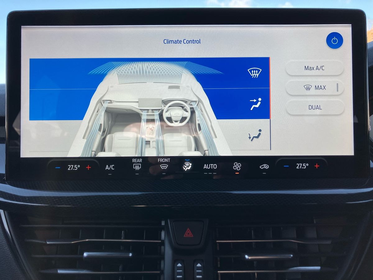 Used Ford Focus 2022 for sale - 77033738: Photo 12