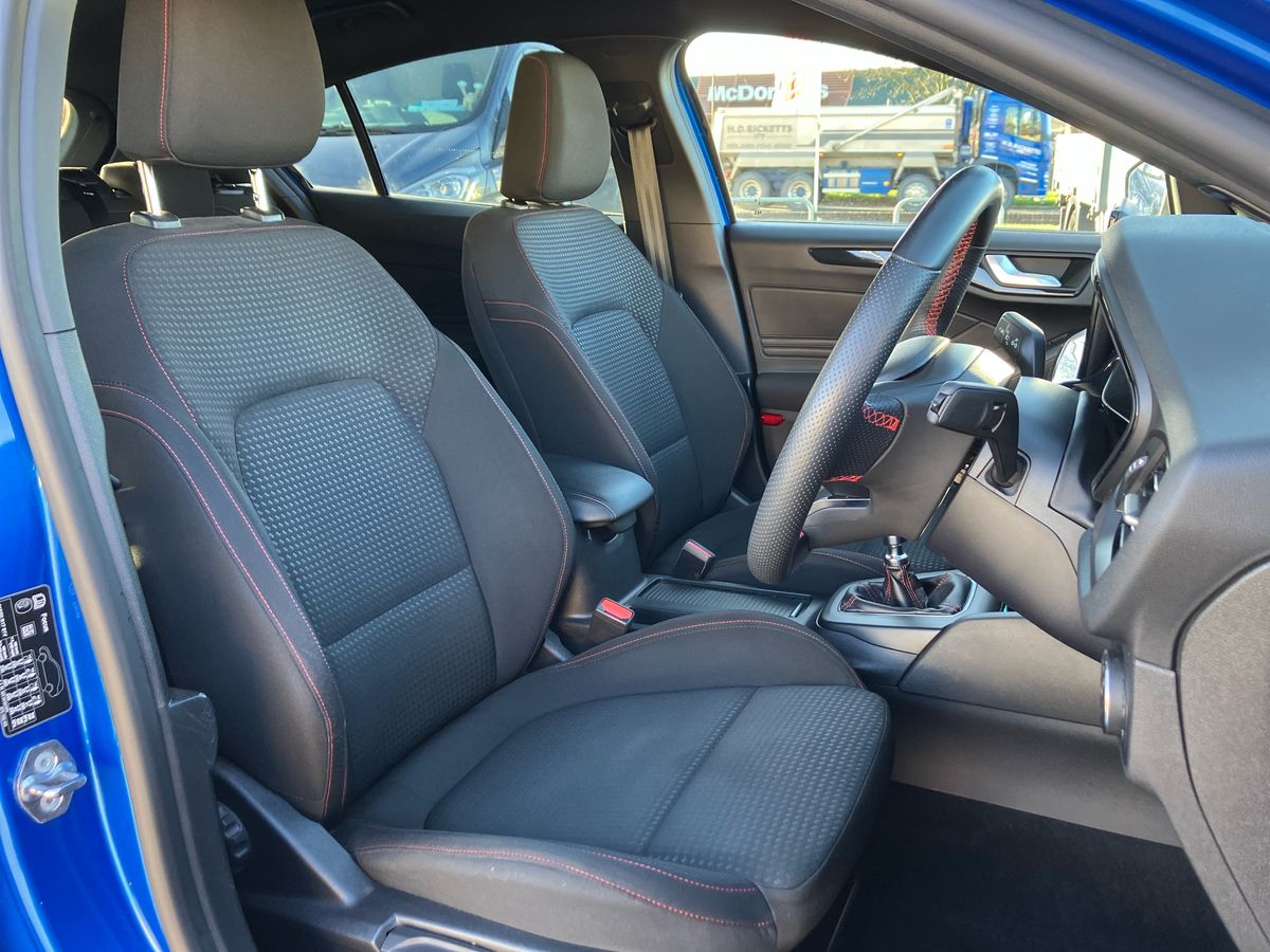 Used Ford Focus 2022 for sale - 77033738: Photo 32