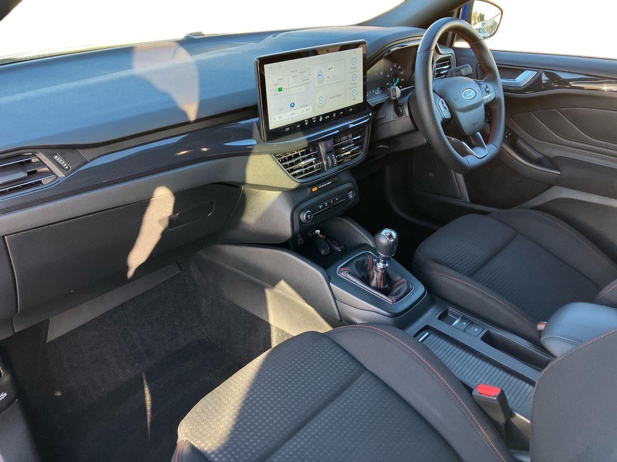 Used Ford Focus 2022 for sale - 77033738: Photo 6