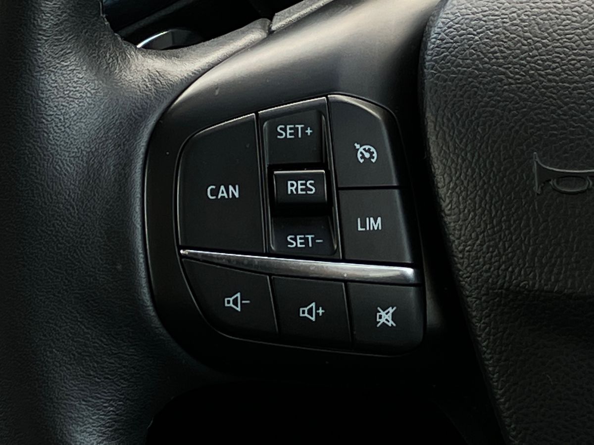 Used Ford Focus 2021 for sale - 75903995: Photo 16
