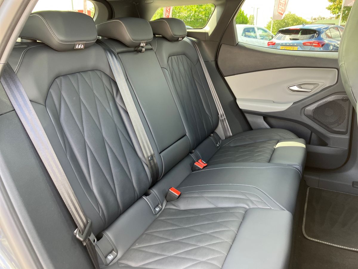 Used Ford Explorer 2025 for sale - 77759758: Photo 54