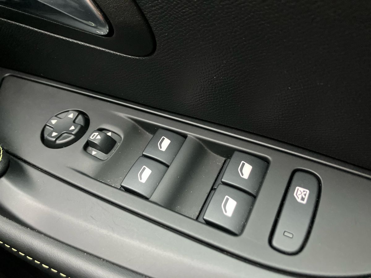 Used Peugeot 208 2022 for sale - 77033802: Photo 18