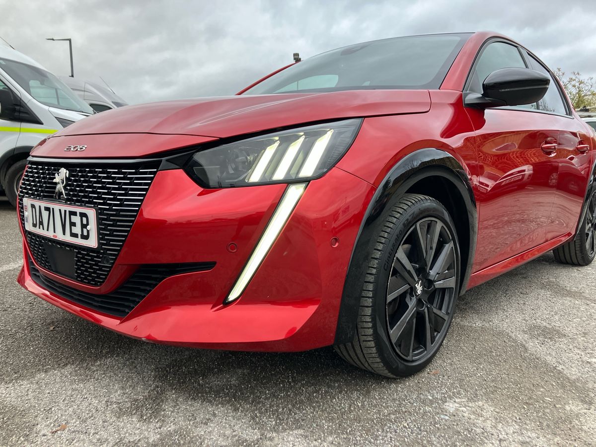 Used Peugeot 208 2022 for sale - 77033802: Photo 33