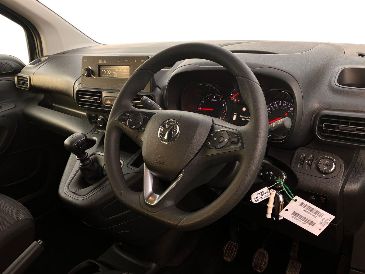 Used Vauxhall Combo Life 2022 for sale - 76980149: Photo 8