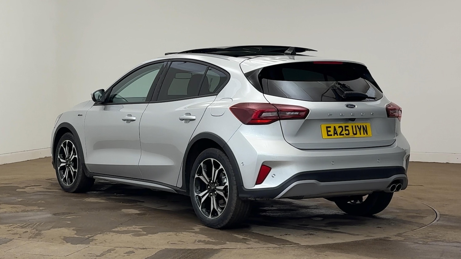 Used Ford Focus 2025 for sale - 76663281: Photo 2