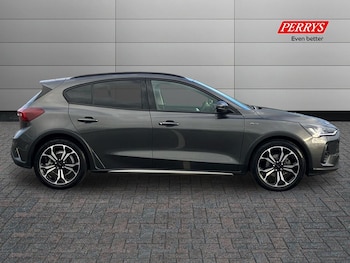 Used Ford Focus 2024 for sale - 76364713: Photo