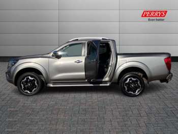 Used Nissan Navara 2020 for sale - 74926076: Photo