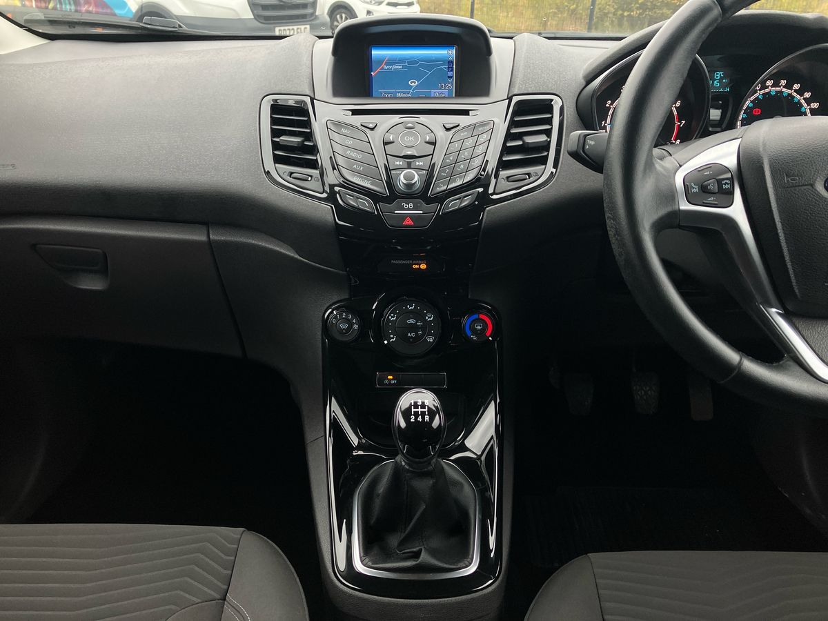 Used Ford Fiesta 2017 for sale - 76542394: Photo 17