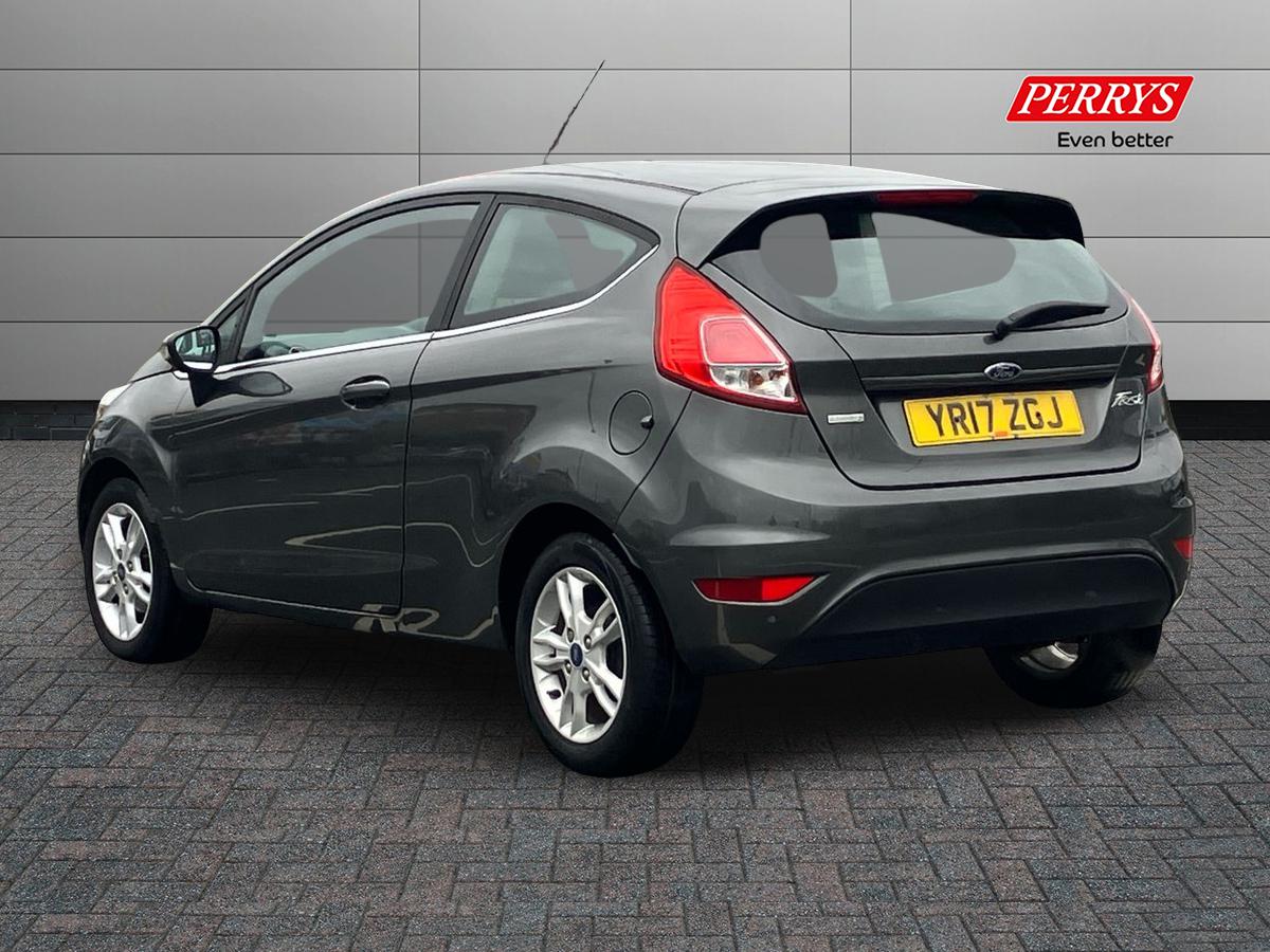 Used Ford Fiesta 2017 for sale - 76542394: Photo 2