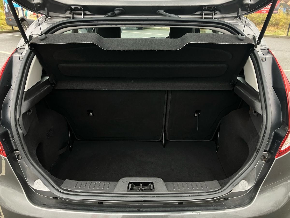 Used Ford Fiesta 2017 for sale - 76542394: Photo 20