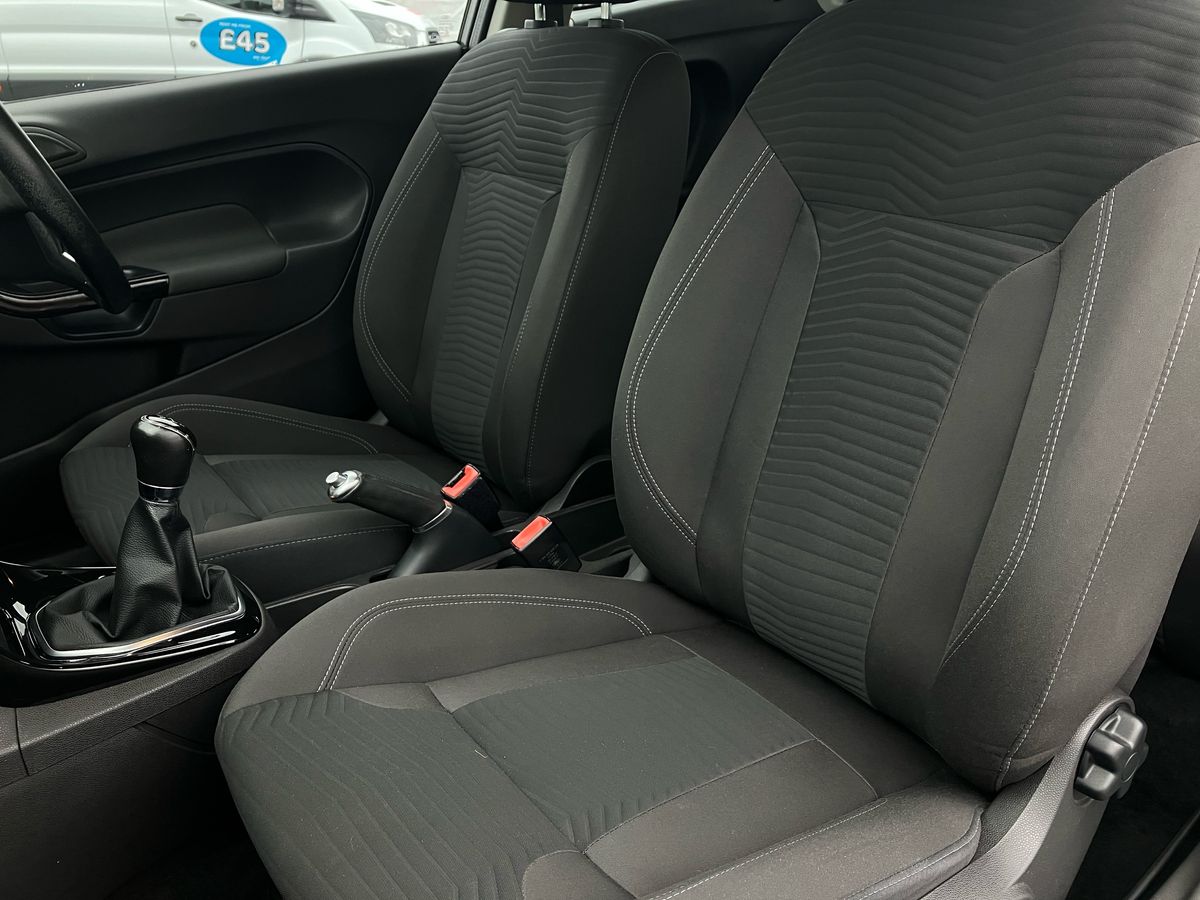 Used Ford Fiesta 2017 for sale - 76542394: Photo 21