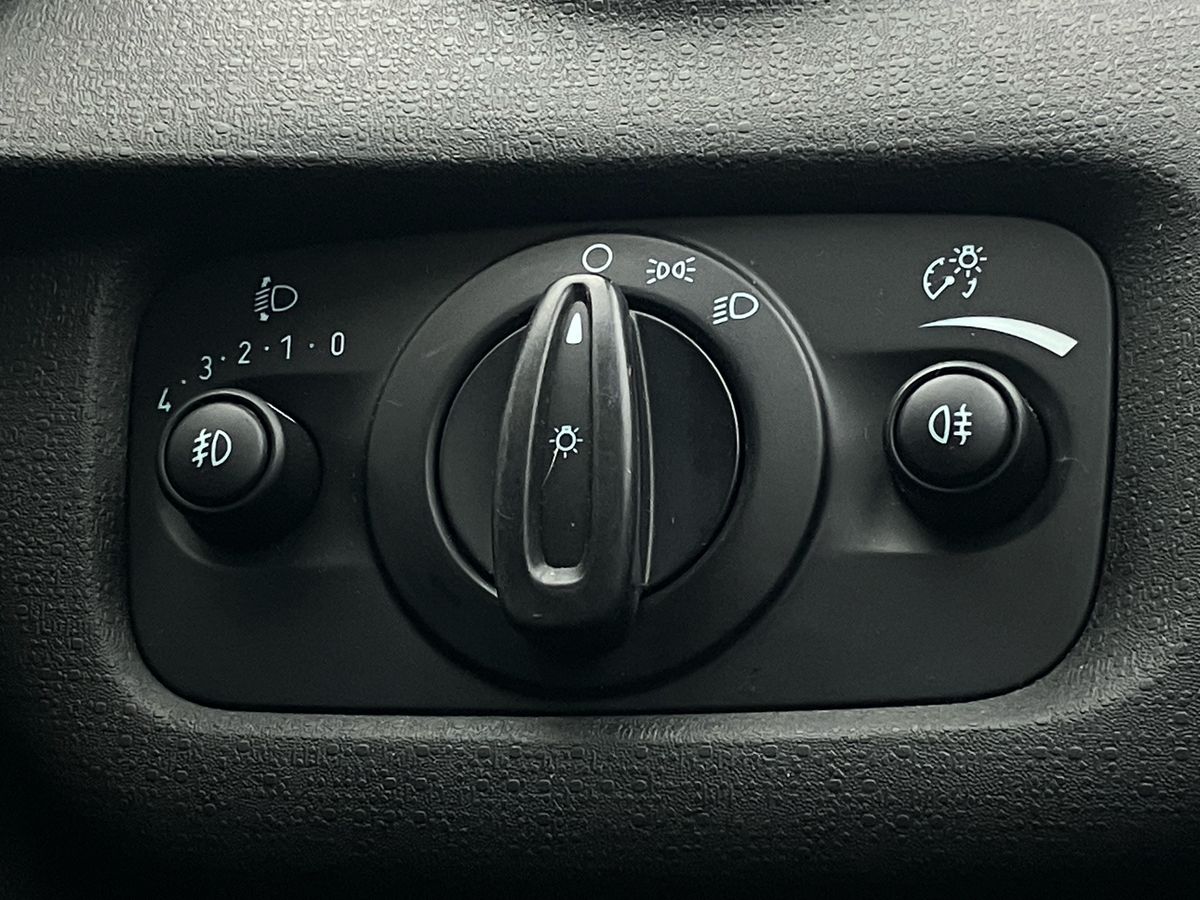 Used Ford Fiesta 2017 for sale - 76542394: Photo 37