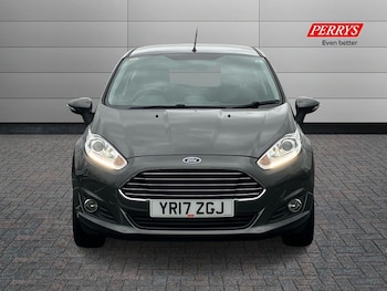 Used Ford Fiesta 2017 for sale - 76542394: Photo