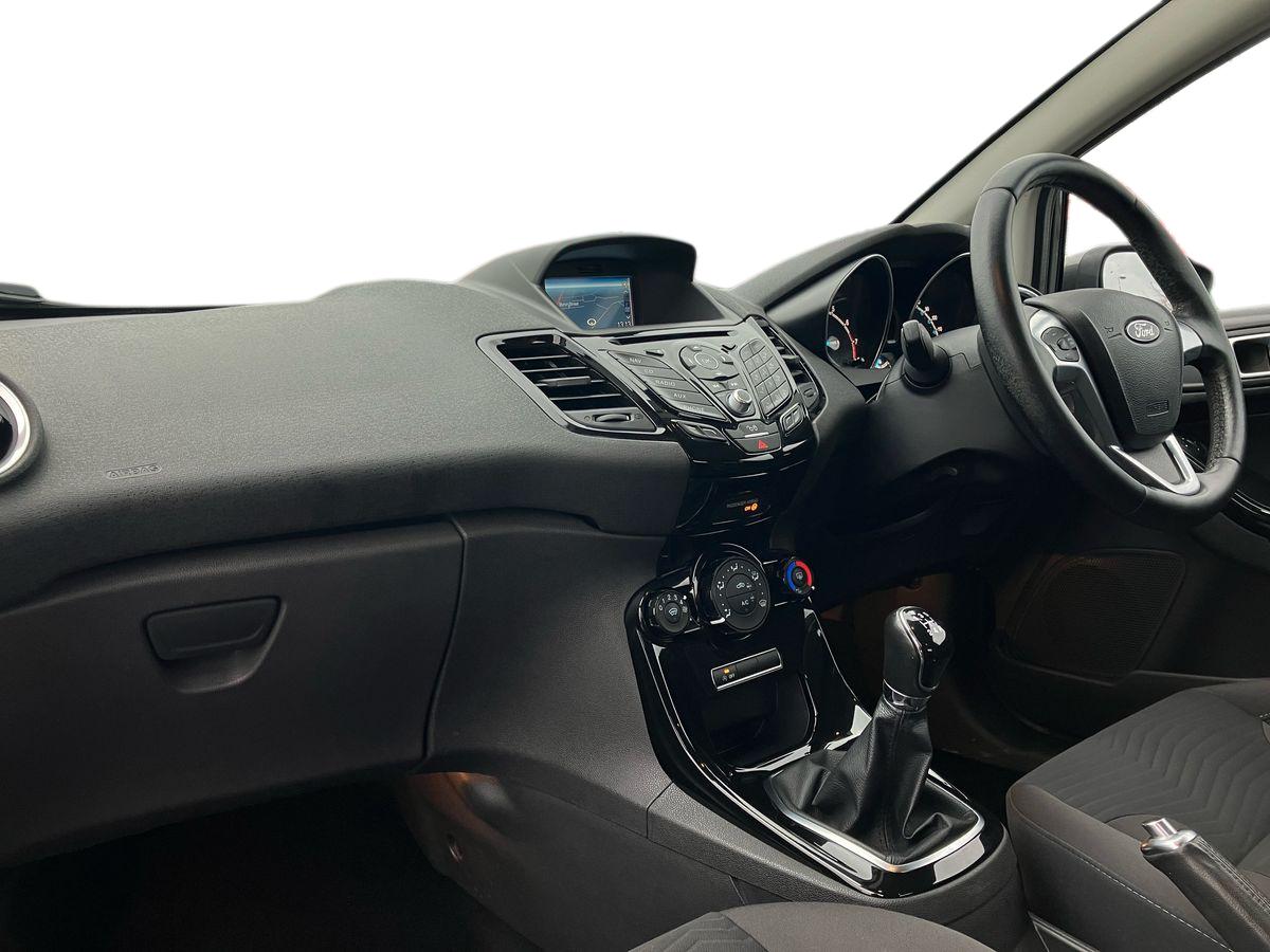 Used Ford Fiesta 2017 for sale - 76542394: Photo 6