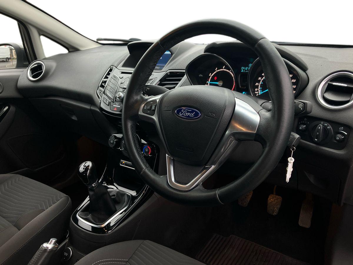 Used Ford Fiesta 2017 for sale - 76542394: Photo 8