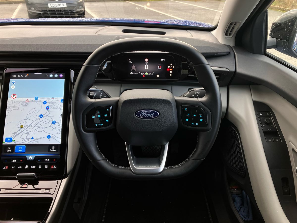 Used Ford Explorer 2025 for sale - 77180246: Photo 15