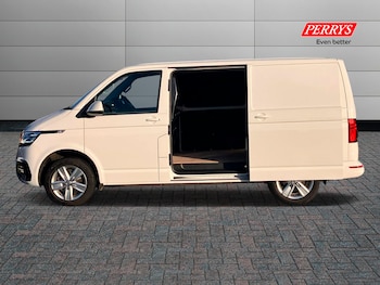 Used Volkswagen Transporter 2023 for sale - 77002167: Photo