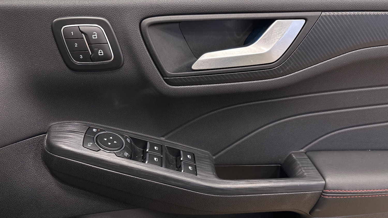 Used Ford Kuga 2024 for sale - 76518166: Photo 17