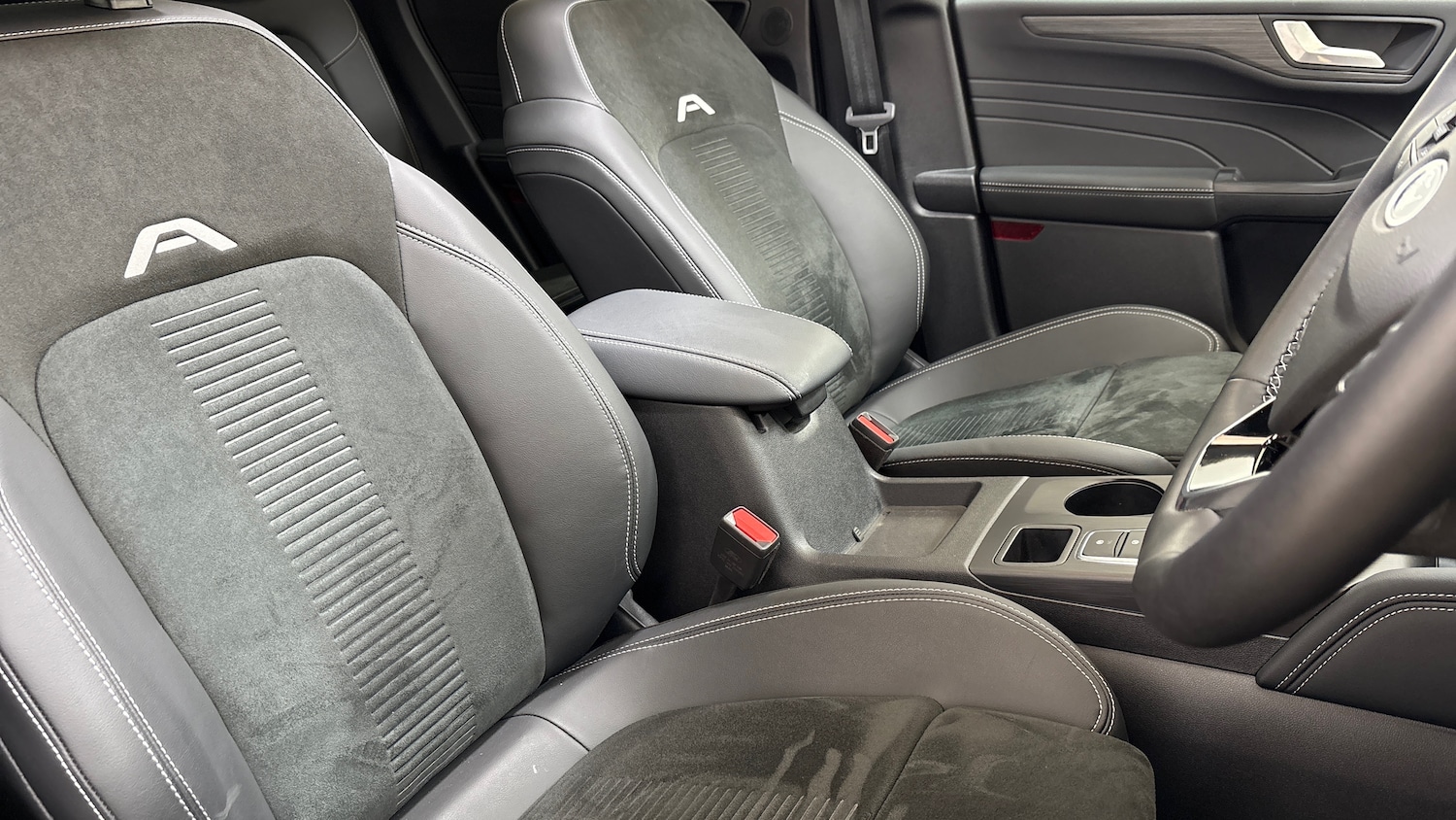 Used Ford Kuga 2024 for sale - 77094279: Photo 20