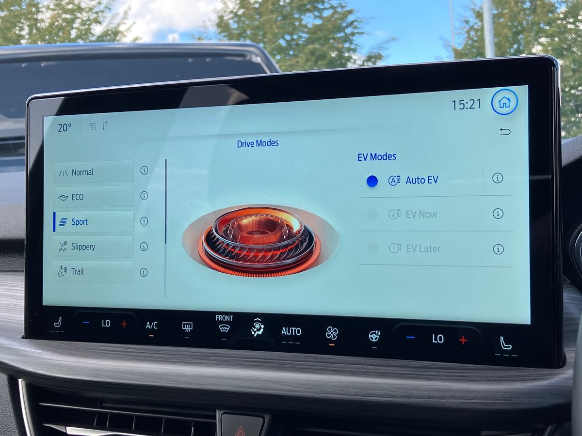 Used Ford Kuga 2025 for sale - 77159577: Photo 31