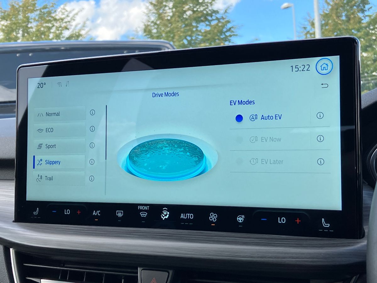 Used Ford Kuga 2025 for sale - 77159577: Photo 32